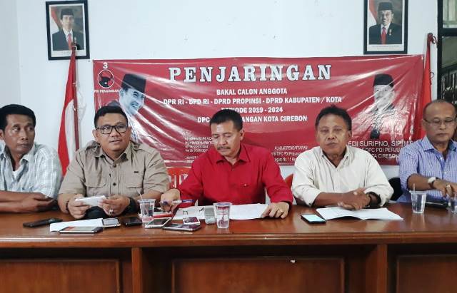 Timses Gabungan Paslon OKE Gugat KPU dan Panwaslu Kota Cirebon