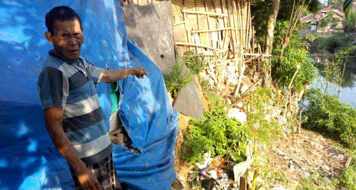 Rumah Warga Terancam Longsor, Belum Ada Respons Pemerintah