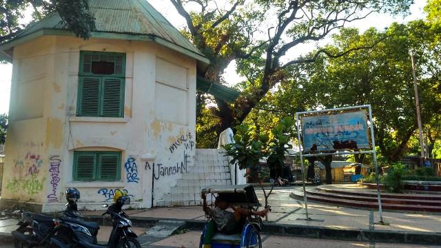 Priben Jeh, Aksi Vandalisme Kotori Gedung Cagar Budaya