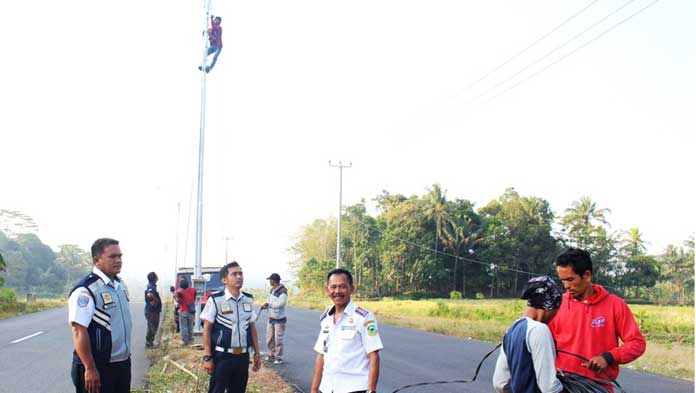 Cegah Kriminalitas, Jalan Panawuan-Gara Tengah Dipasang PJU