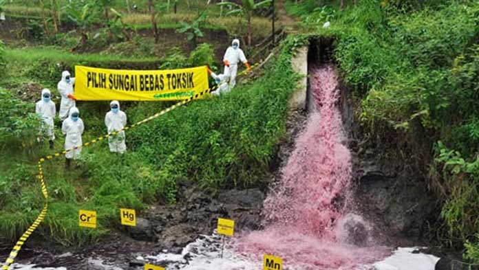 Wow, 126 Pabrik Buang Limbah ke Sungai Citarum