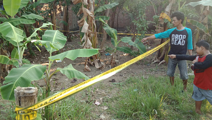 Ditemukan Jasad Janin Terbungkus Plastik di Samping Rumah Kuwu