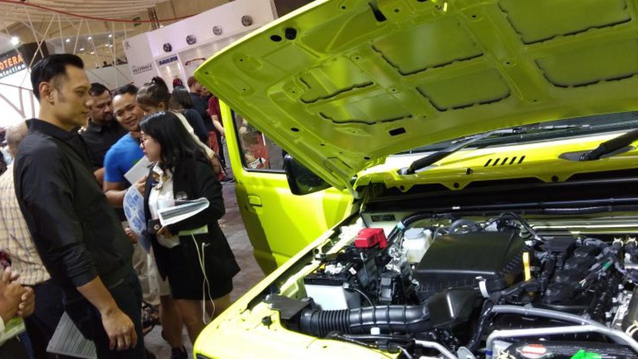 Penasaran dengan Jimny, AHY Mampir ke GIIAS 2018