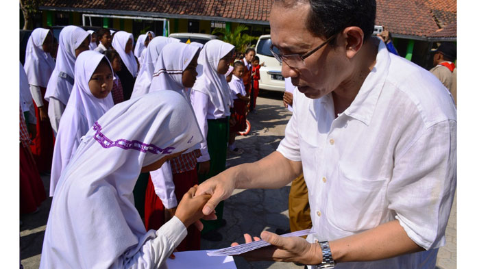 Cirebon Power Suntikan Motivasi untuk Siswa Berprestasi