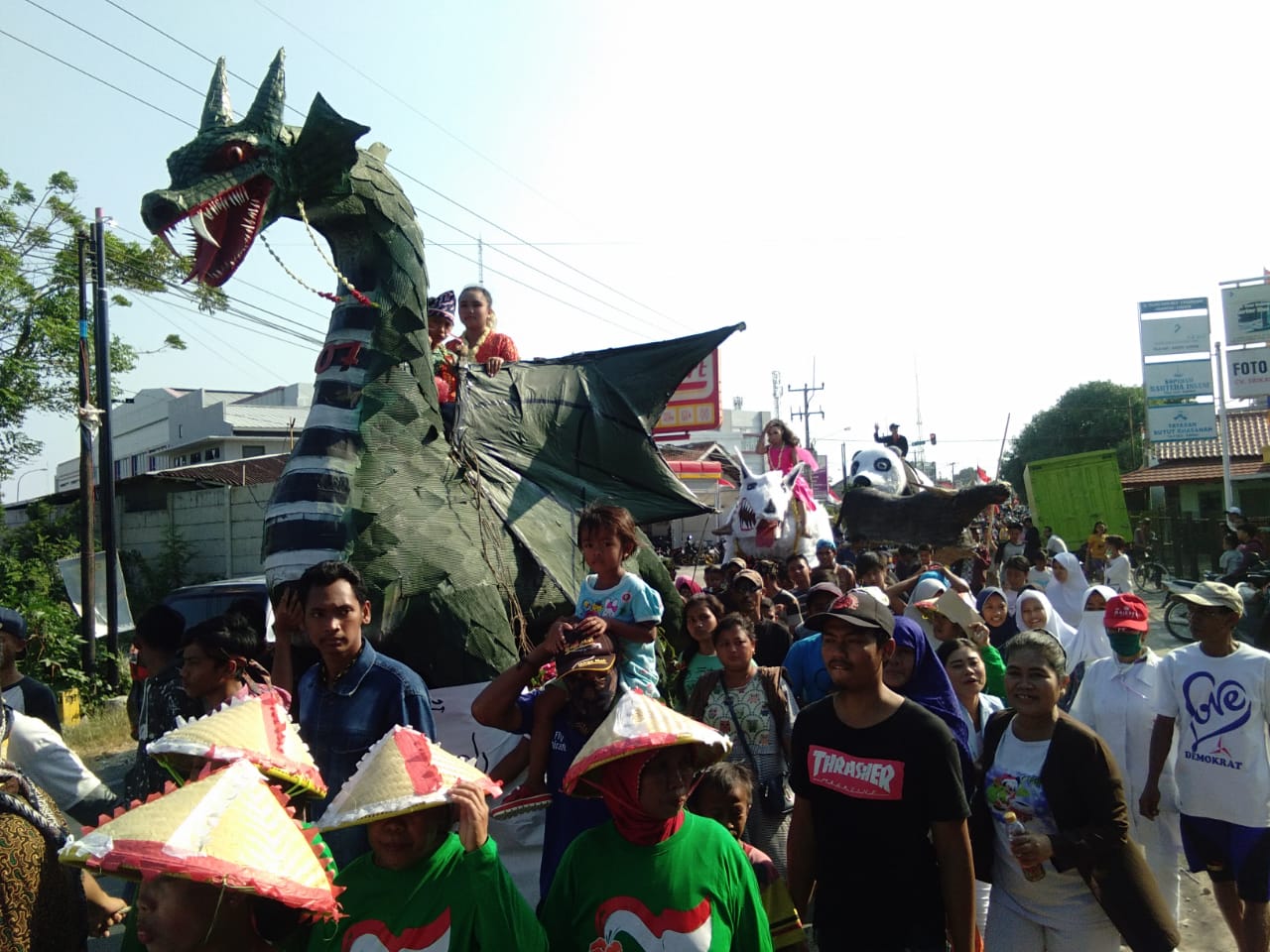 Karnaval HUT RI di Pilang Sari Semarak