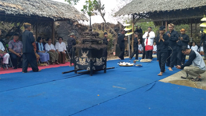 Pesta Dadung, Simbol Saling Menghormati Semesta