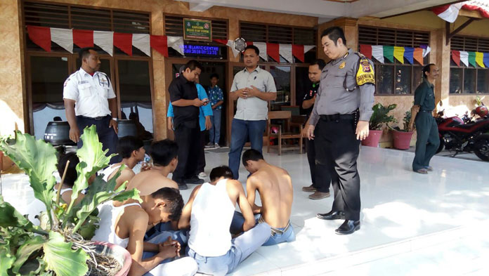 Antisipasi Tawuran, Polisi Ciduk Siswa Bolos Diserahkan ke Sekolah