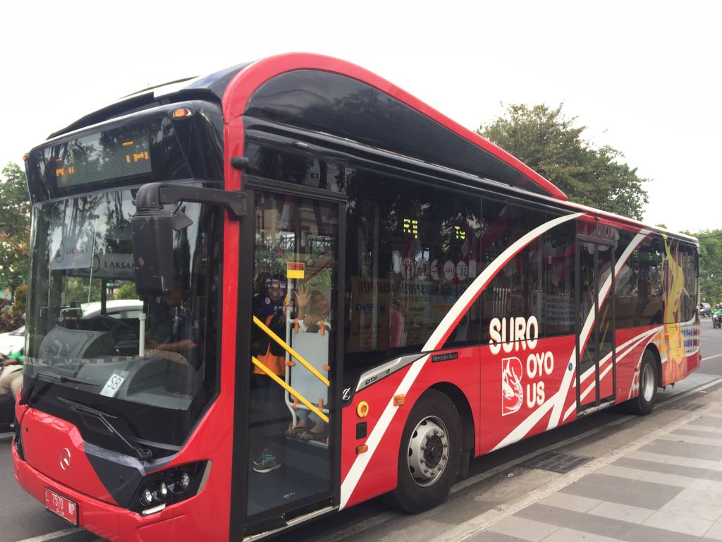 Inspirasi Bus Suroboyo, Satu Solusi untuk Dua Masalah Perkotaan