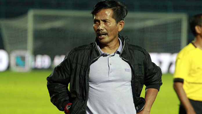 Djanur Pelatih Baru Persebaya Surabaya?