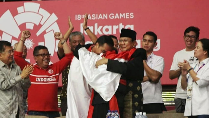 Pesilat Indonesia berhasil membuat Jokowi dan Prabowo Berpelukan