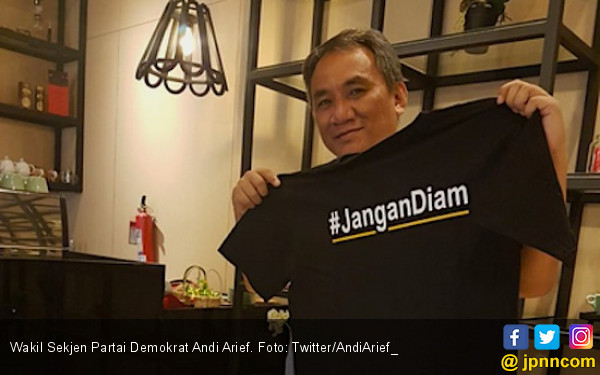 Membandingkan Cuitan Andi Arief Hingga Curhatnya Mahfud MD