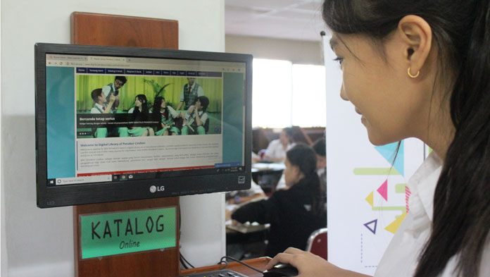 Keren, Ada Perpustakaan Digital di SMAK Penabur Cirebon