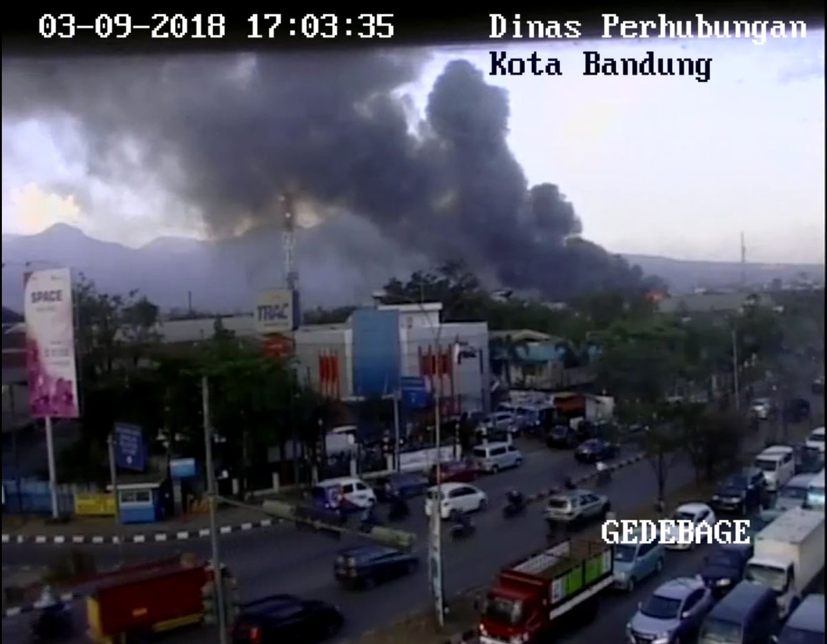 BREAKING NEWS: Pasar Gedebage Bandung Kembali Ludes Terbakar