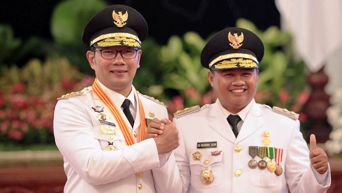 Mudahkan Koordinasi dengan Kepala Daerah dan Sekda, Ridwan Kamil Bikin Grup WA