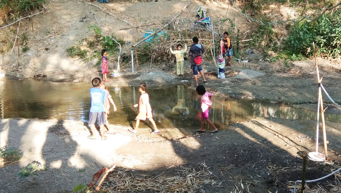 Warga Ciuyah dan Ambit Dilanda Kekeringan, Terpaksa Pakai Air Keruh dari Sungai