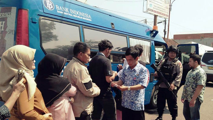 BI Sisir UTLE ke Pasar Tradisional di Kuningan