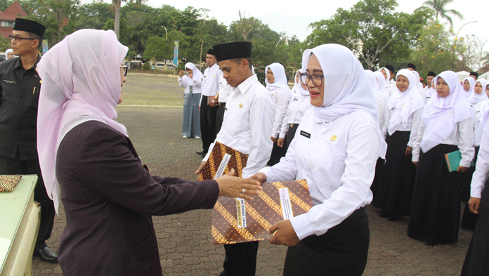 111 PNS Indramayu Dilantik, Bupati: Harus Komitmen Layani Masyarakat