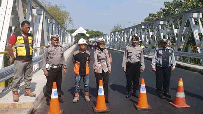 Perbaikan Jembatan Cilutung Rampung, Kendaraan Besar Boleh Lewat Lagi