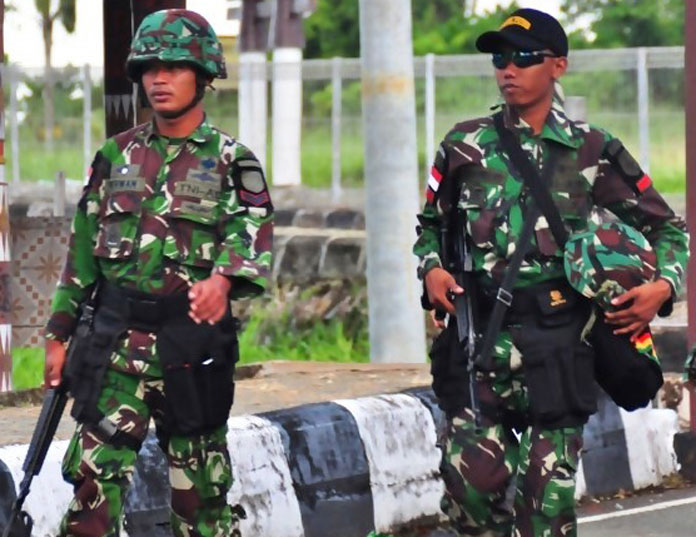 Ratusan Tentara dan Polisi Sterilkan Bandara Mutiara Palu