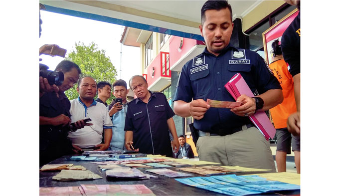 Terlibat Sindikat Uang Palsu, Ibu Rumah Tangga Masuk Bui