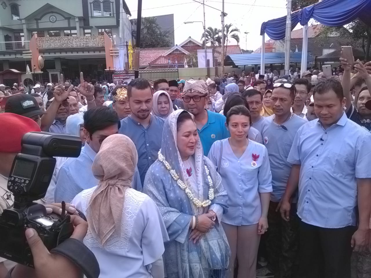 Di Cirebon, Titiek Soeharto Kunjungi Pasar Kramat, Begini Kisahnya