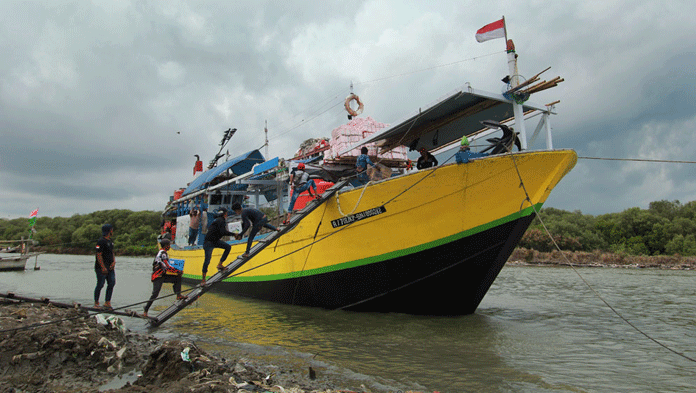 Muara Sungai Dangkal, Nelayan Indramayu Minta Pengerukan Rutin