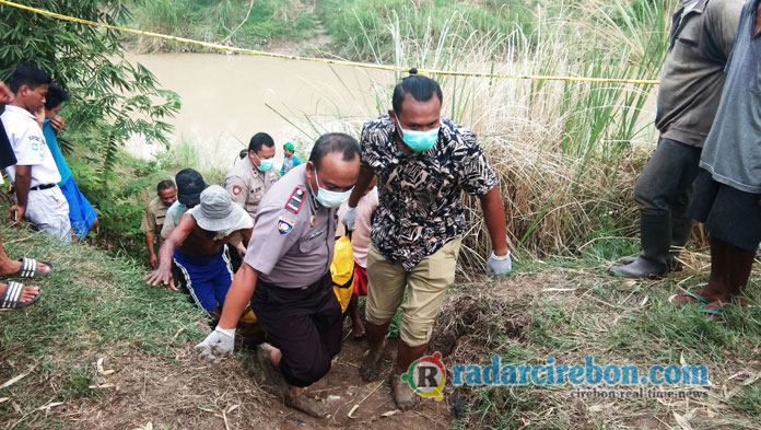 Panik Digerebek Polisi, Nekat Loncat ke Sungai, Diduga Pejudi Sabung Ayam Tewas di Sungai