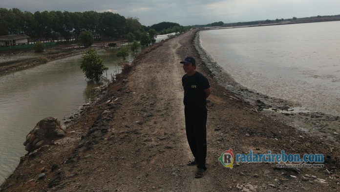 Aktivitas Pencari Tanah Bikin Resah Warga Ambulu