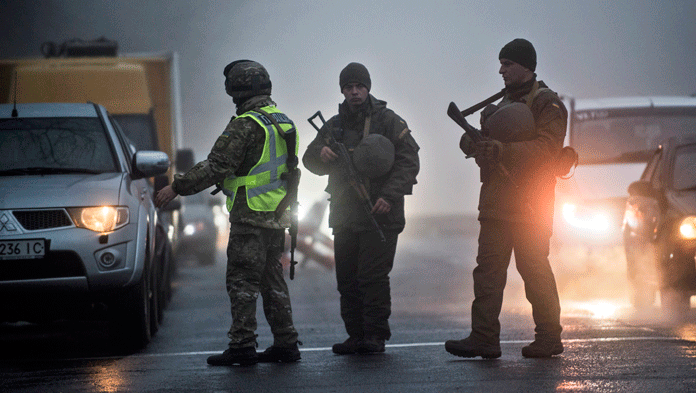 Rusia Mengancam, Ukraina Darurat Militer