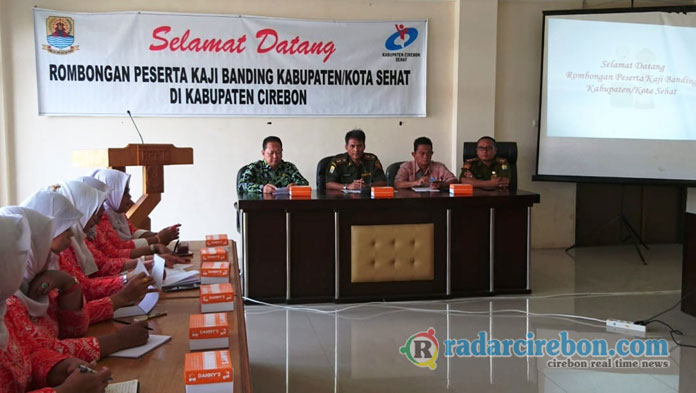 Tim Kabupaten Sehat dari Bekasi Belajar ke Kabupaten Cirebon