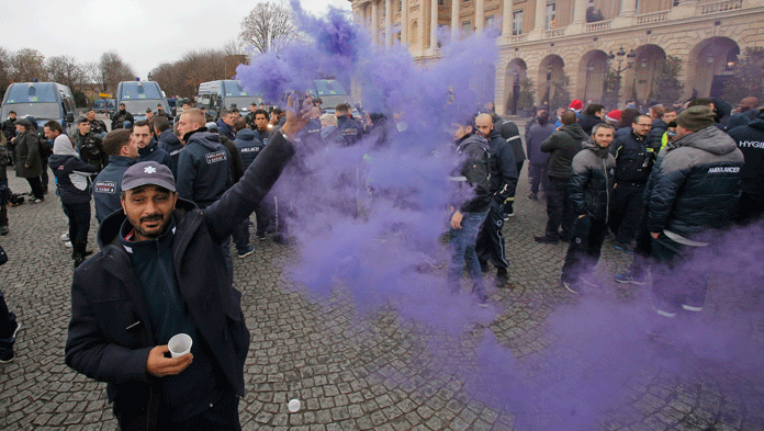 Demo Porakporandakan Paris