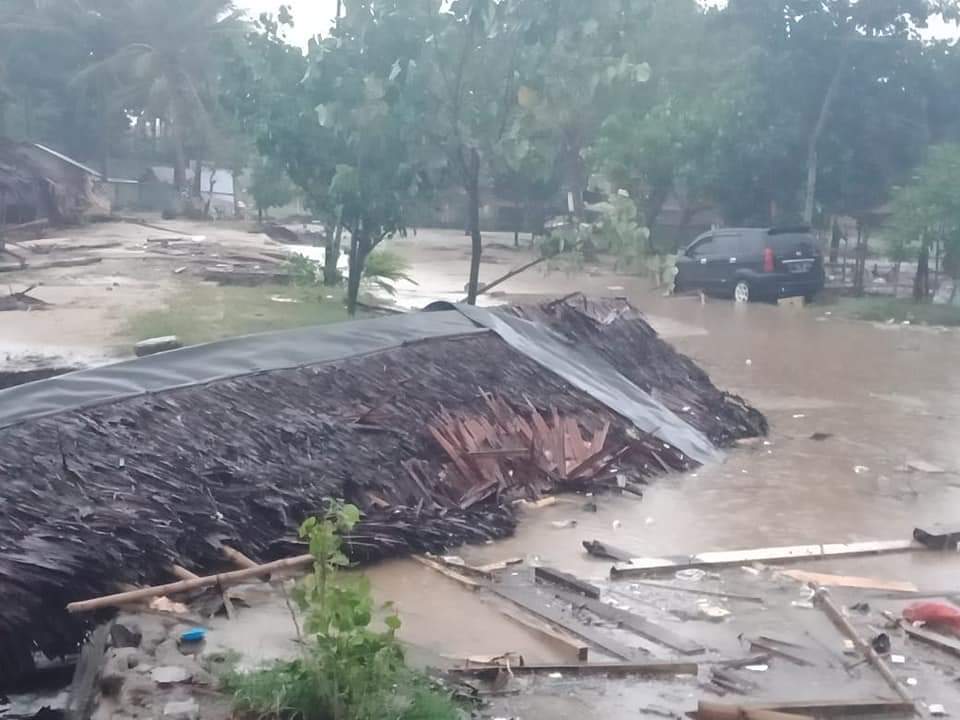 Mengapa Informasi Tsunami Anyer dan Lampung Jadi Kontroversi?