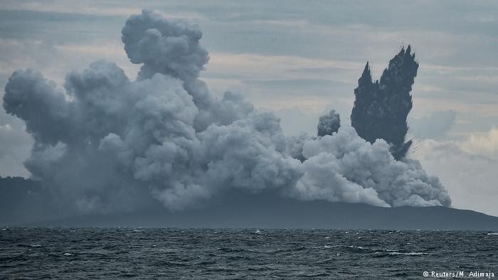 Senin Pagi, Kegempaan Letusan Gunung Anak Krakatau Sebanyak 4 Kali