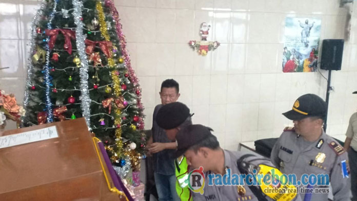 Sterilisasi Gereja, Pastikan Perayaan Natal di Indramayu Aman