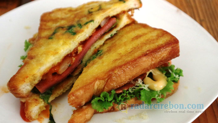 Sandwich ala Korea Cemilan Gurih untuk Sarapan