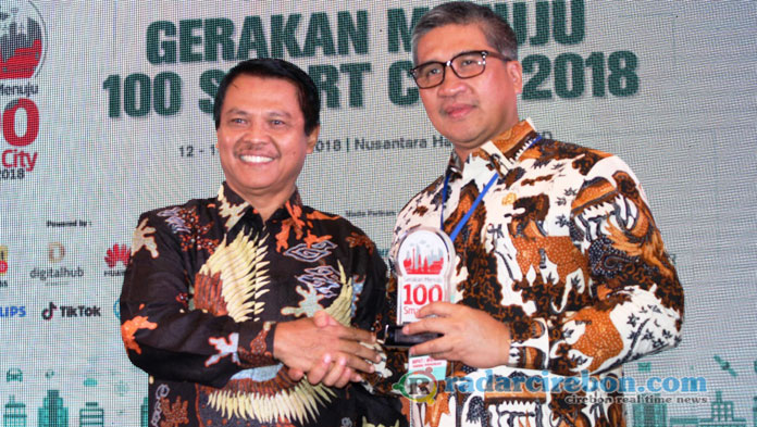 Pemkab Cirebon Raih Penghargaan Gerakan Menuju 100 Smart City