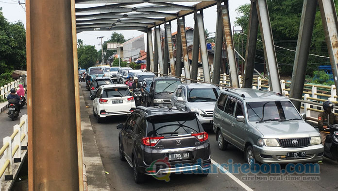 Gawat! Jembatan Lamer Sumber Rawan Ambruk, Dishub Usul  Diganti Bundaran