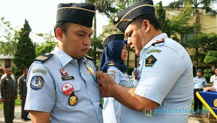 Kakanim Cirebon Minta Warga Tegur jika Pegawainya Tidak Ramah dalam Pelayanan