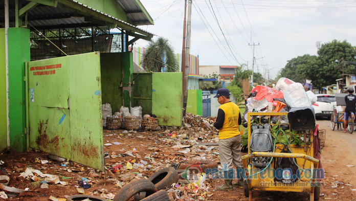 Galian Jadi Sorotan Lagi, TPSS Jl Evakuasi Terganggu, Sampah Numpuk di Badan Jalan