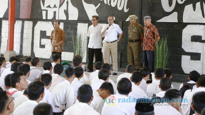 Pasca Tawuran Pelajar, Pj Wali Kota Datangi SMKN1 di Jalan Perjuangan