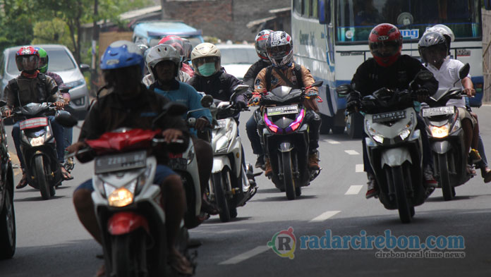 Arus Balik Liburan, Jalur Pantura Wilayah Kota Cirebon Masih Padat