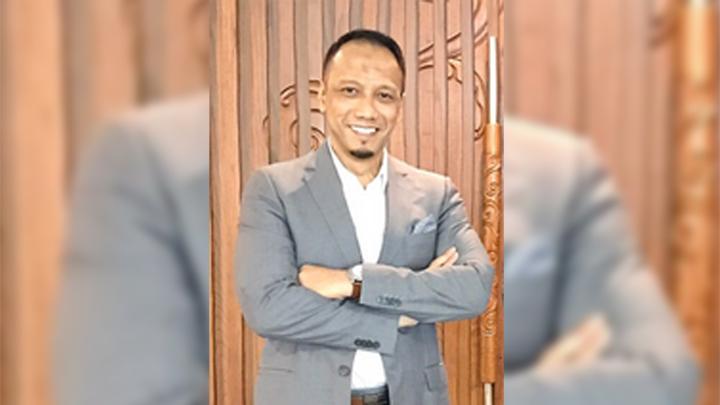Kisah Ipang Wahid: dari Video Viral Khong Guan Hingga Tabloid Indonesia Barokah
