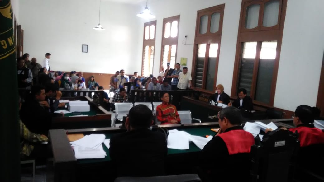 Kasus Suap Mantan Bupati Cirebon Sunjaya: 3 Rekening Tampung Uang Haram Setoran Para ASN, 1 Orang dengan Gangg