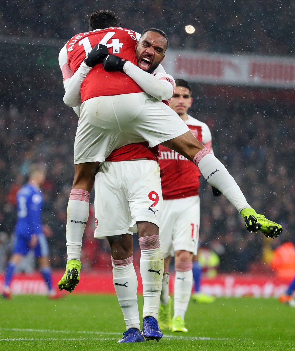 Arsenal vs Cardiff Setali Tiga Uang