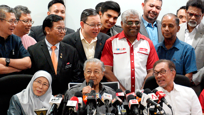 Koalisi Retak, Halangi Anwar Ibrahim Berkuasa