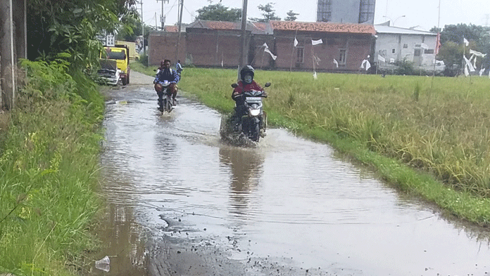 SPAL Tertutup Bangunan, Sawah Terendam