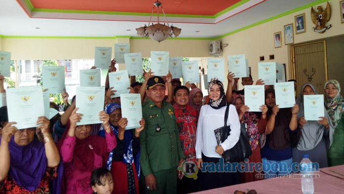 200 Warga Desa Galagamba Terima Sertifikat PTSL