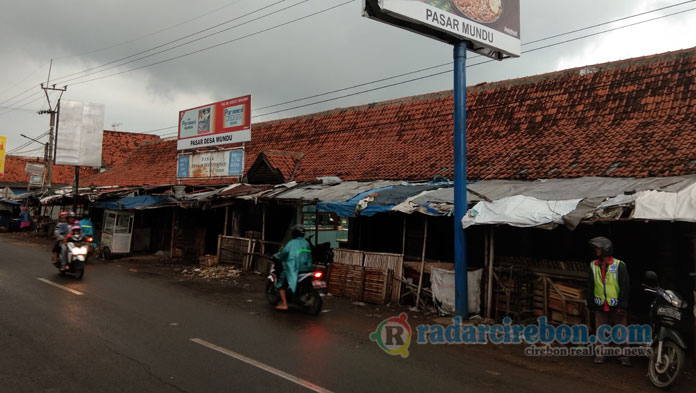 Pasar Mundu Pesisir Sangat Butuh Penataan