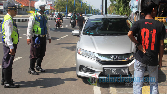 Warga Mulai Terbiasa dengan KTL, Pagi Sudah Tertib, Siang Baru Ada Penindakan