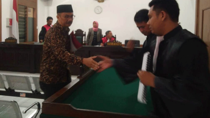 Menangis di Hadapan Majelis Hakim, Gatot: Ini Akibat Kebodohan yang Saya Lakukan